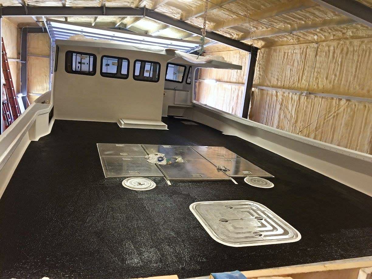Alex Thompson's 47′ H&H — photo 10
