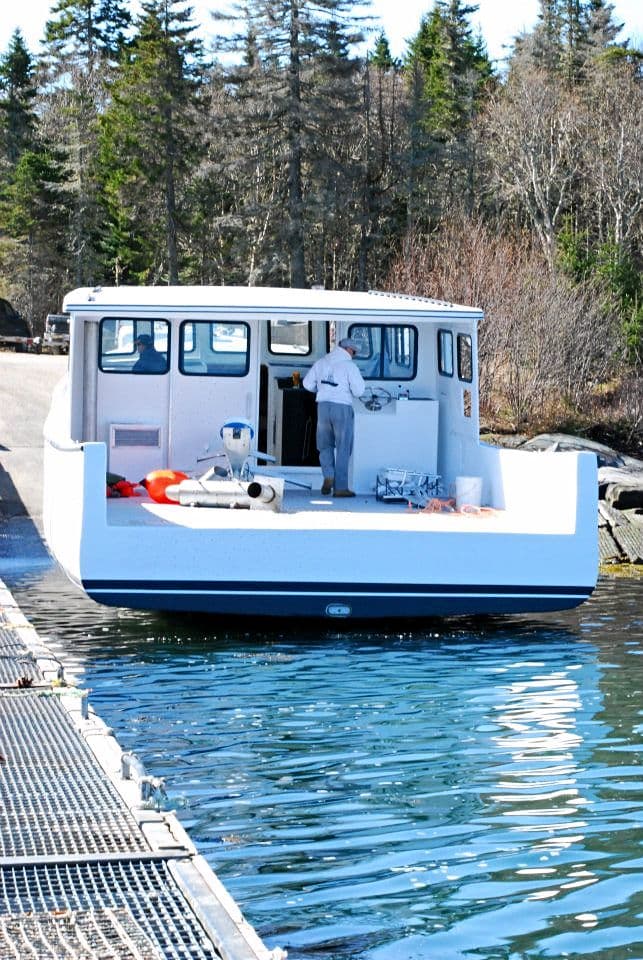Eric Paiva's 44′ Novi — photo 21
