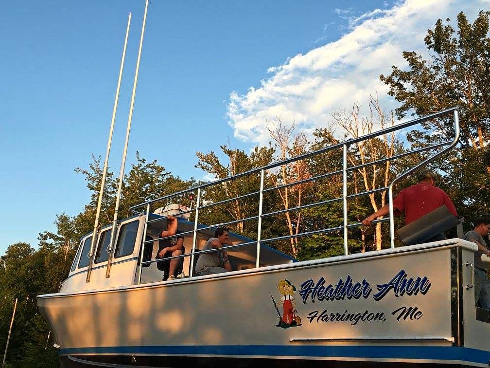 Frank Thompson's 46′ Wayne Beal — photo 15