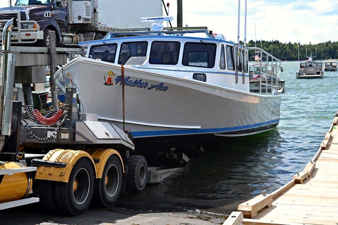 Frank Thompson's 46′ Wayne Beal — photo 18