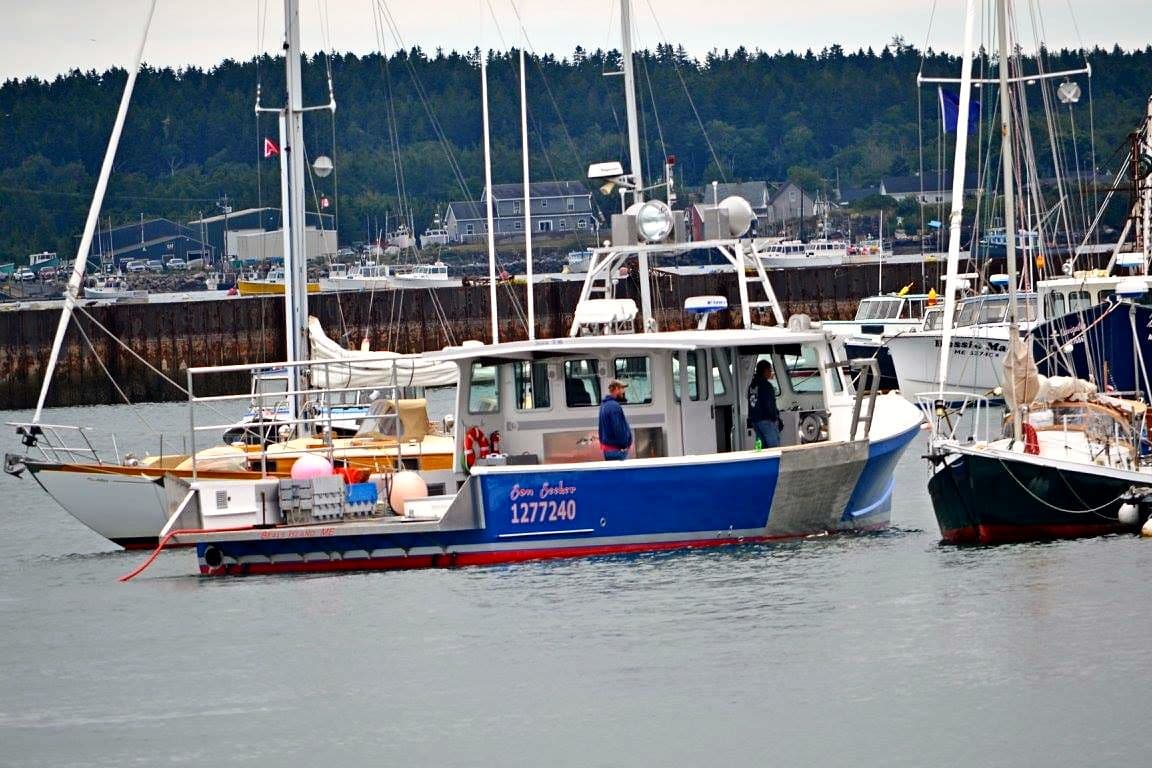 Jeff Libby's 46′ Wayne Beal — photo 23
