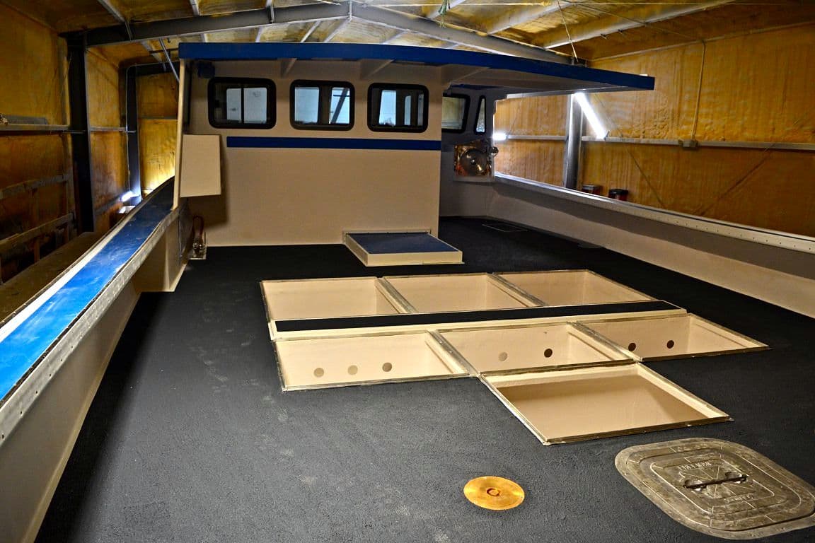 Jonathon Coffin's 47′ H&H — photo 13