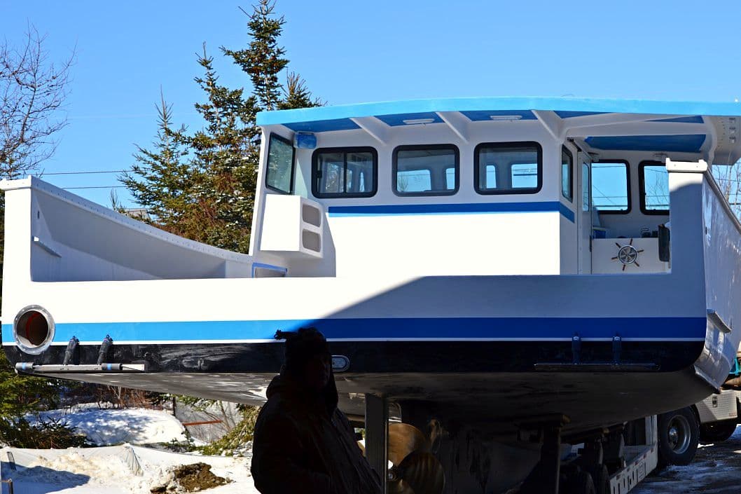 Jonathon Coffin's 47′ H&H — photo 22