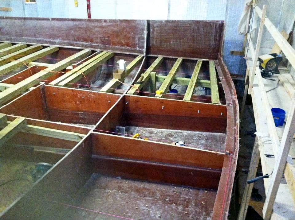 Larry Davis's 47′ H&H — photo 8