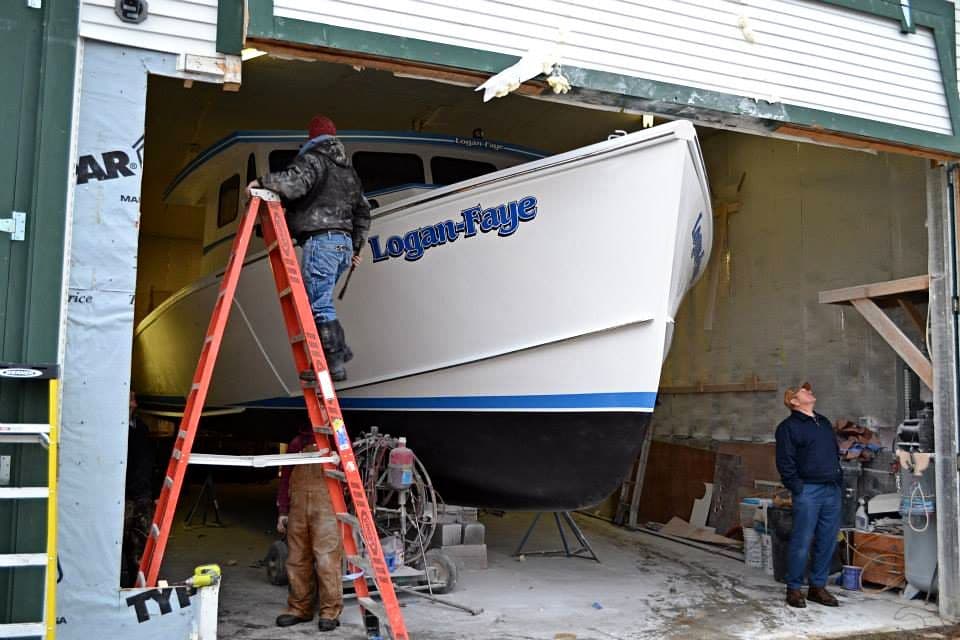 Larry Davis's 47′ H&H — photo 19