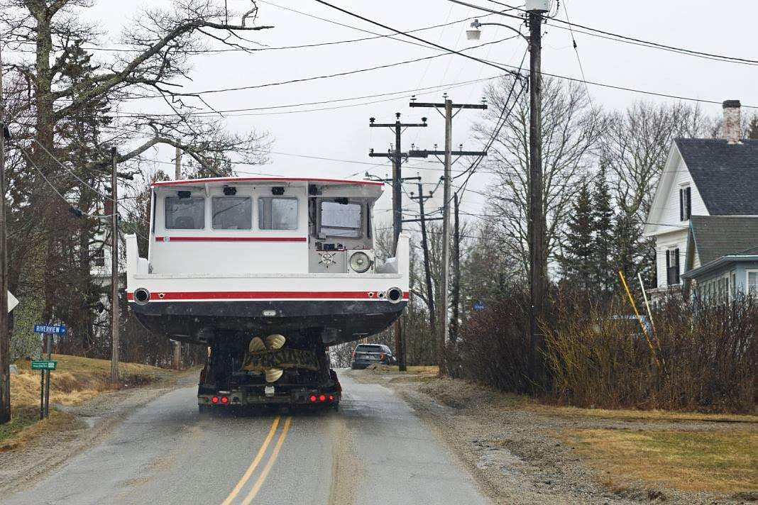 Nate Barrett's 46′ Wayne Beal — photo 18