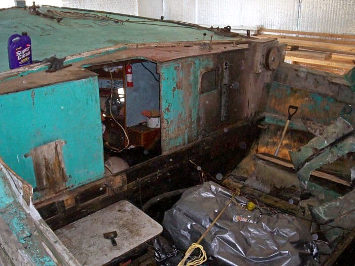 Raymond Alley's 36′ fishing boat — photo 3
