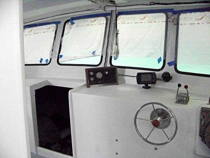 Raymond Alley's 36′ fishing boat — photo 16