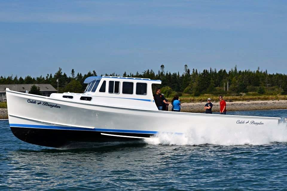 Ryan Geel's 46′ Wayne Beal